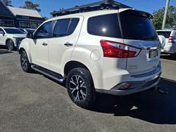 2020 Isuzu MU-X LS-T