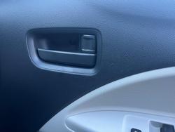 2013 Mitsubishi Mirage LS