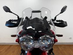 2022 Moto Guzzi V85 TT RED
