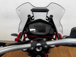 2022 Moto Guzzi V85 TT RED