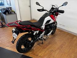 2022 Moto Guzzi V85 TT RED