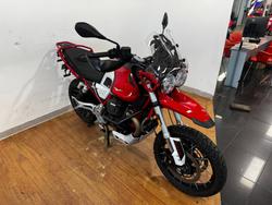 2022 Moto Guzzi V85 TT RED