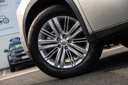 2024 Mitsubishi Outlander ES