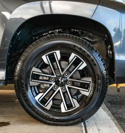 2023 Mitsubishi Pajero Sport GLS