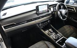 2023 Mitsubishi Outlander LS Black Edition