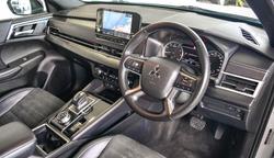 2023 Mitsubishi Outlander LS Black Edition