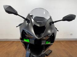 2026 Kawasaki NINJA ZX-6R (636) KRT EDITION Black