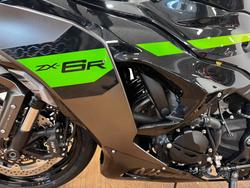 2026 Kawasaki NINJA ZX-6R (636) KRT EDITION Black