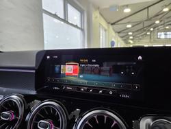 2021 Mercedes-Benz GLB-Class GLB200