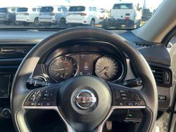 2022 Nissan X-TRAIL ST