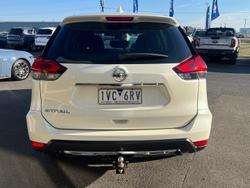 2022 Nissan X-TRAIL ST