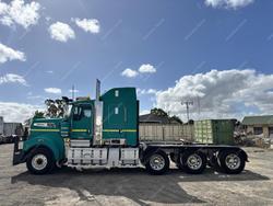 2015 Kenworth T909 Green