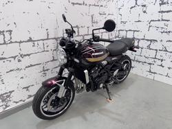 2026 Kawasaki Z900RS (Z900C) Z Red