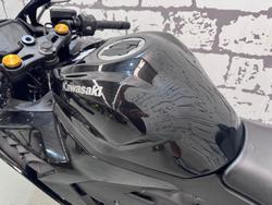 2025 Kawasaki Ninja ZX-4R Ninja Black