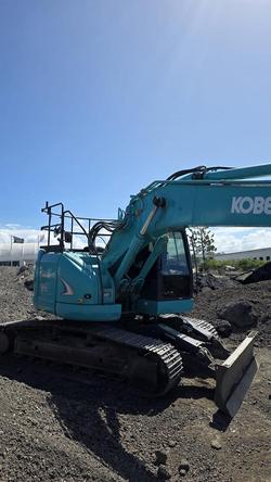 2023 Kobelco Sk270
