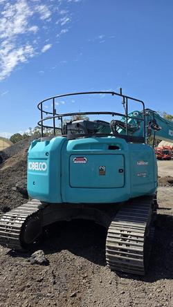 2023 Kobelco Sk270