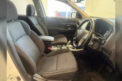 2019 Mitsubishi Outlander PHEV ES ADAS