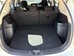 2014 MITSUBISHI OUTLANDER ES (4x4) ZJ MY14 WHITE