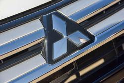 2018 Mitsubishi Outlander LS