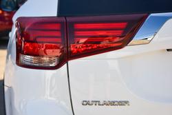 2018 Mitsubishi Outlander LS