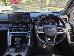 2022 Toyota Landcruiser VX