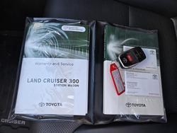 2022 Toyota Landcruiser VX