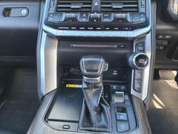 2022 Toyota Landcruiser VX