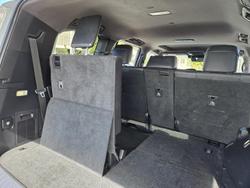 2022 Toyota Landcruiser VX