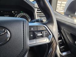 2022 Toyota Landcruiser VX