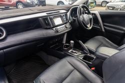 2017 Toyota RAV4 Cruiser