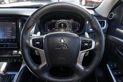 2021 Mitsubishi Pajero Sport Exceed