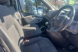 2017 Renault Trafic Formula Edition X82 Jet Black