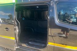 2017 Renault Trafic Formula Edition X82 Jet Black