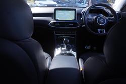 2021 MG HS PHEV Essence