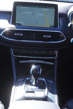 2021 MG HS PHEV Essence