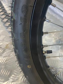 2025 Surron ULTRA BEE R BLACK