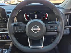 2024 Nissan Pathfinder Ti-L