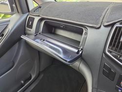 2018 Hyundai iLoad (No Badge)