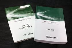 2021 Toyota Hilux SR5