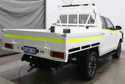 2021 Toyota Hilux SR5