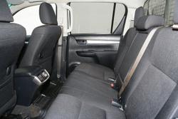 2021 Toyota Hilux SR5