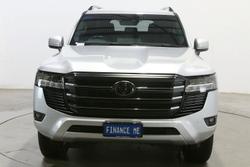 2023 Toyota Landcruiser GXL