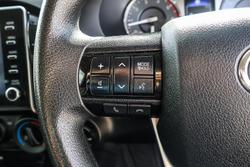 2023 Toyota Hilux SR