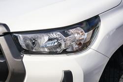 2023 Toyota Hilux SR