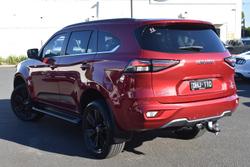 2024 Isuzu MU-X LS-T