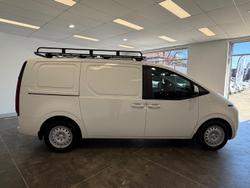 2022 Hyundai STARIA LOAD