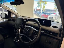 2022 Hyundai STARIA LOAD