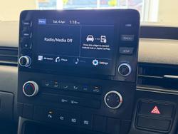 2022 Hyundai STARIA LOAD