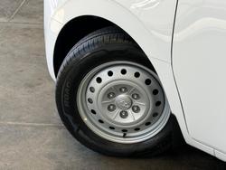 2022 Hyundai STARIA LOAD