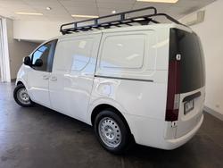 2022 Hyundai STARIA LOAD
